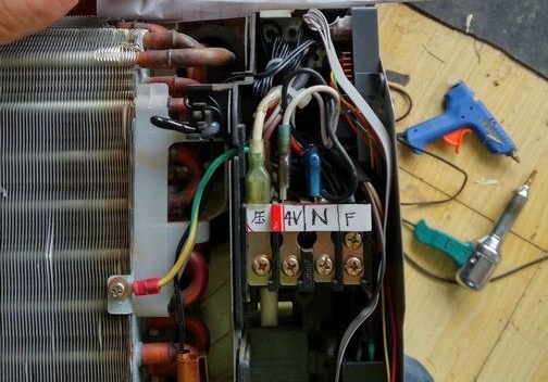 ​新科​空调压缩机频繁启动维修案例
